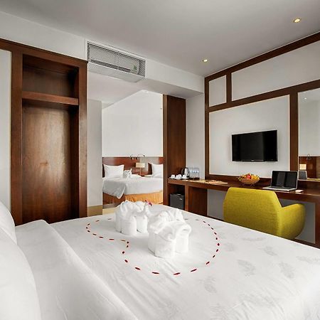 Sofia Suite Hotel Danang Esterno foto