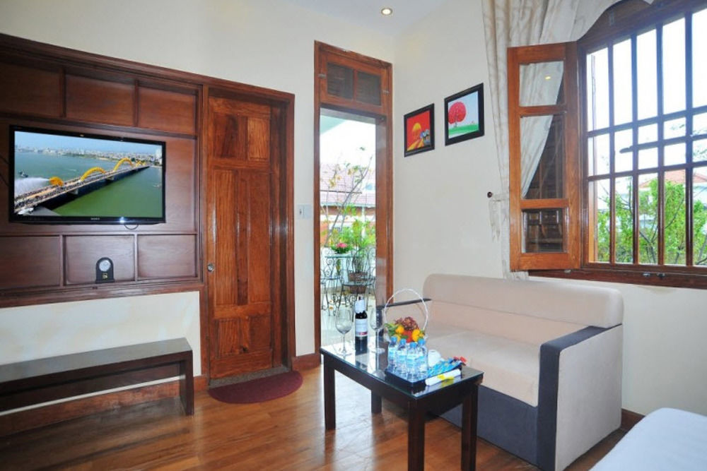 Sofia Suite Hotel Danang Esterno foto