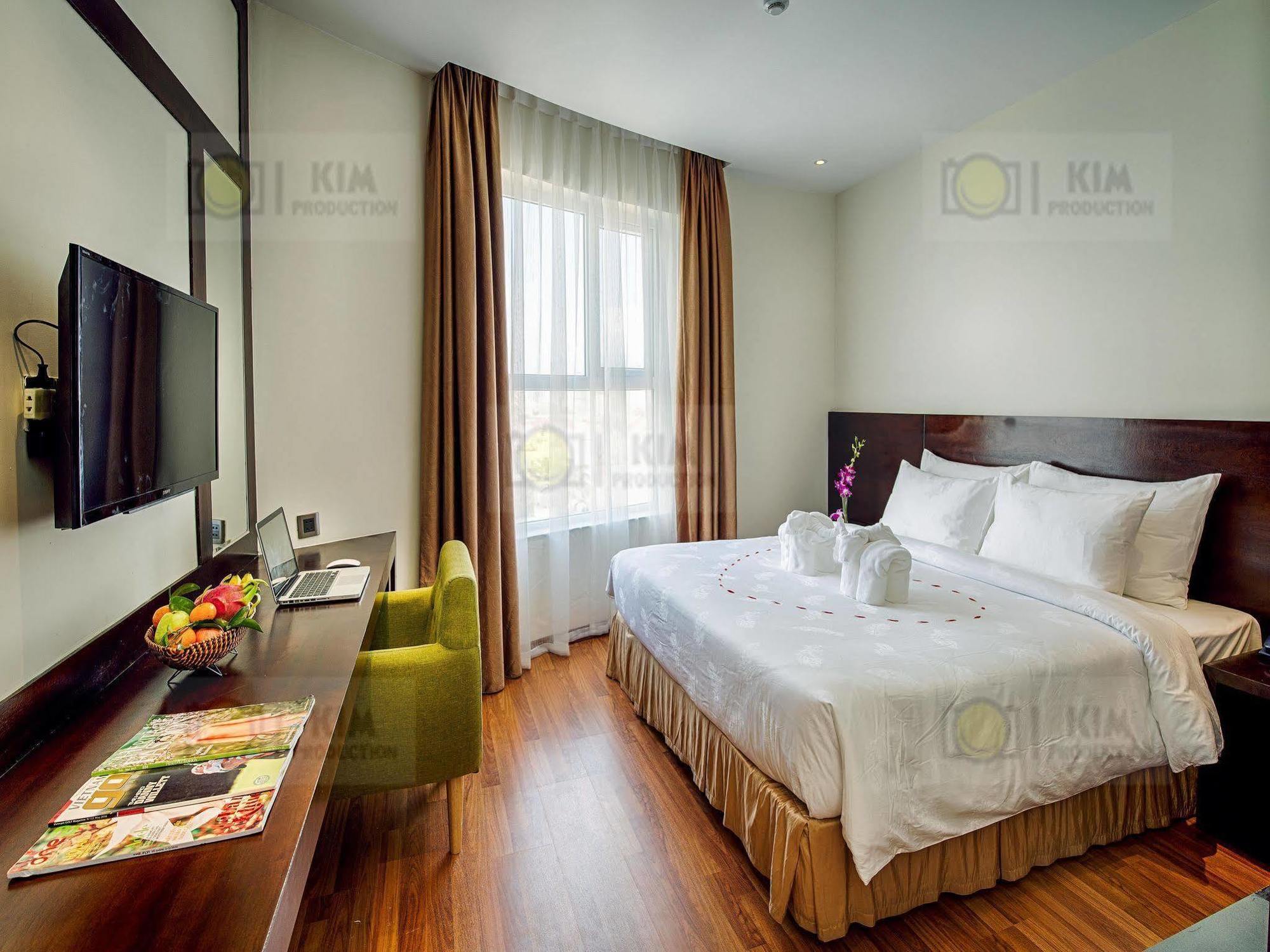 Sofia Suite Hotel Danang Esterno foto